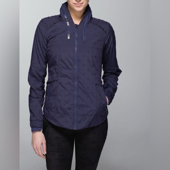 lululemon athletica Jackets & Blazers - 🍋Lululemon Spring Forward Jacket- Stripe Dot Cadet Blue/ Size 2